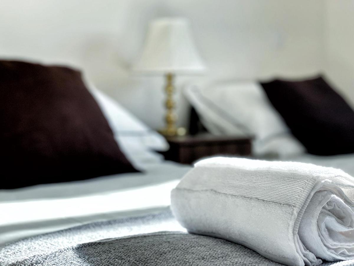 Artistic And Luxurious With Sea View. Side Apartment